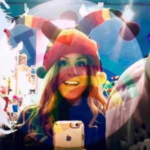 Meet your Posher, Jeana